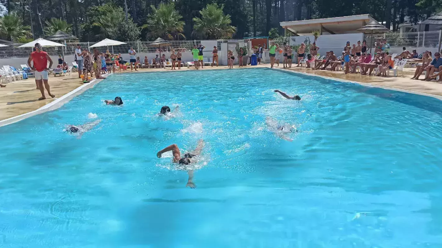 cours de natation camping les Embruns